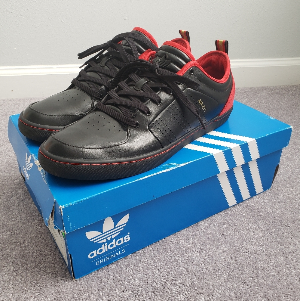 Adidas Men Sneakers